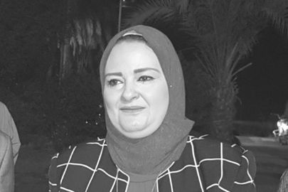 محافظ قنا ينعي النائبة اماني ابو سحلي