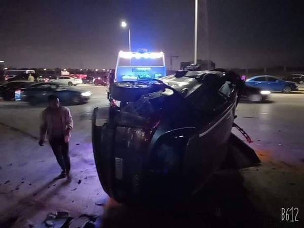  حادث تصادم 4 سيارات بطريق وصلة دهشور