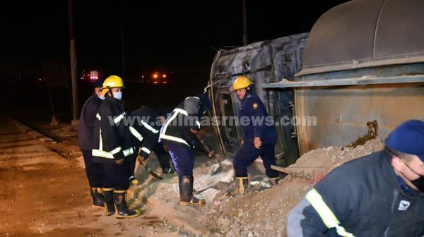 الدفاع المدني بموقع الحادث