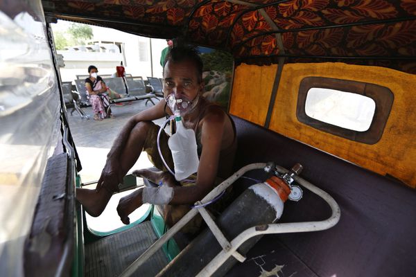 محارق الجثث في الهند تعاني مع اشتداد جائحة كورونا