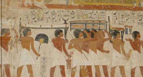 مواكب الملوك في مصر القديمة