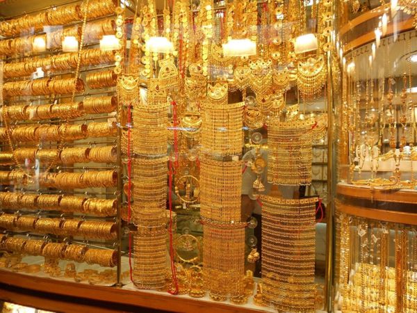 أسعار الذهب في الإمارات اليوم الاثنين 31-5-2021