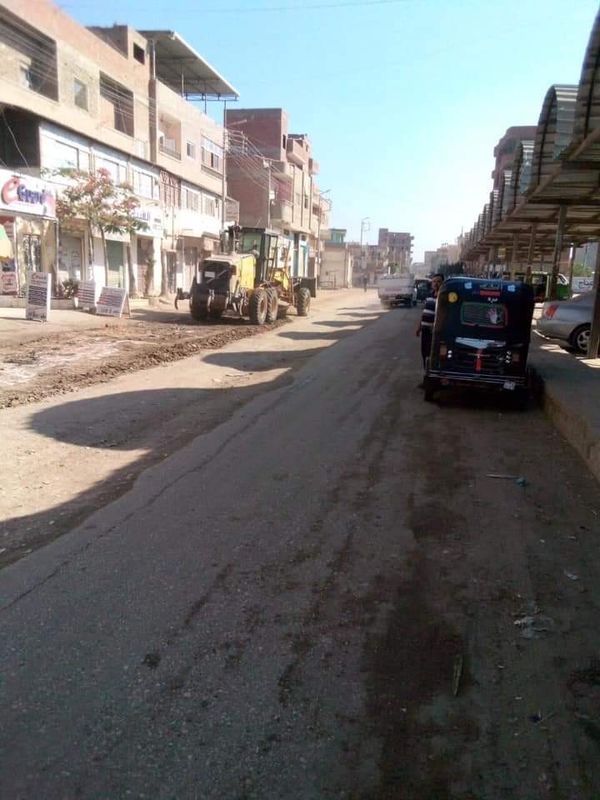 حملات لإزالة الإشغالات ومبنى آيل للسقوط بفوه فى كفر الشيخ