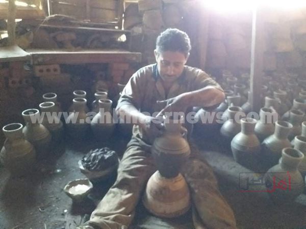 صناعة الفخار بكفر الشيخ