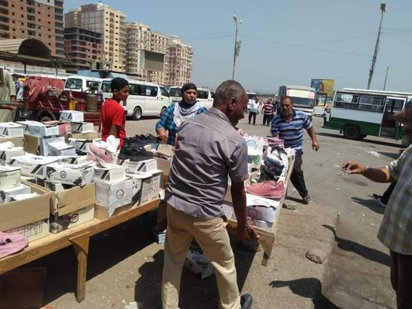 محافظ كفرالشيخ يتابع الحملات الموسعة لرفع وازالة الإشغالات بشوارع العاصمة