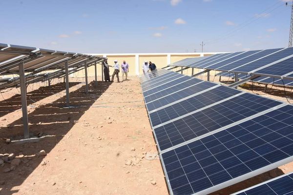 محطات تحلية الطاقة الشمسية لتوفير مياه الري