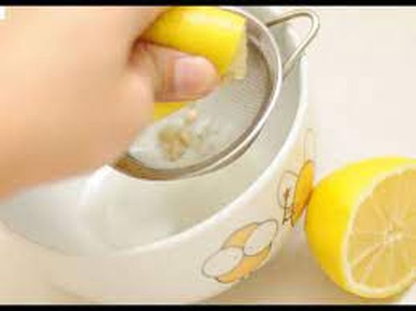 معجون الزبادي والليمون لتفتيح العانة
