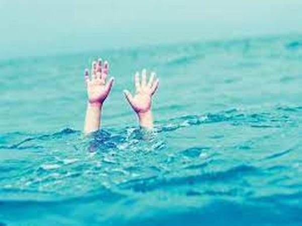 غرق طفل