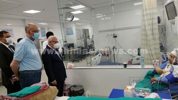 محافظ بورسعيد فى زيارة لمستشفى النصر التخصصى