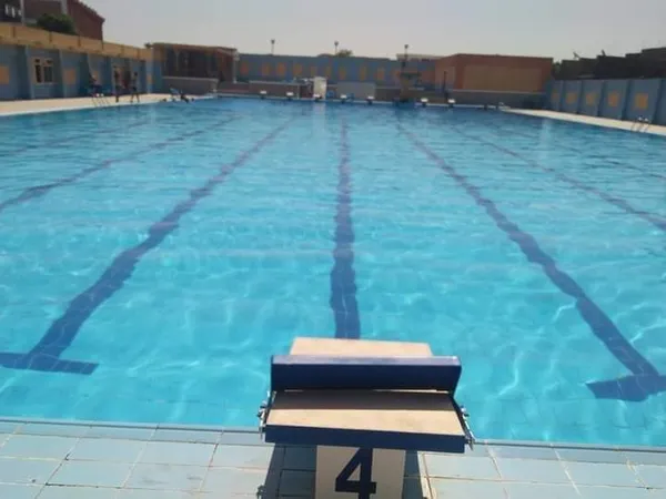 حمام السباحة الأولمبي بالاقصر