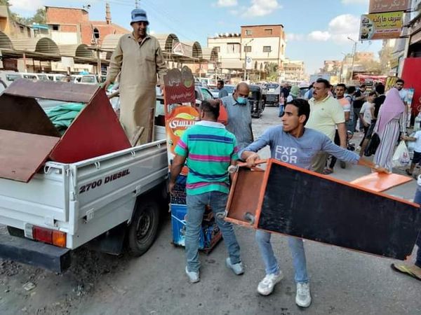 استمرار حملات إزالة الإشغالات بشوارع مدينة الحامول 