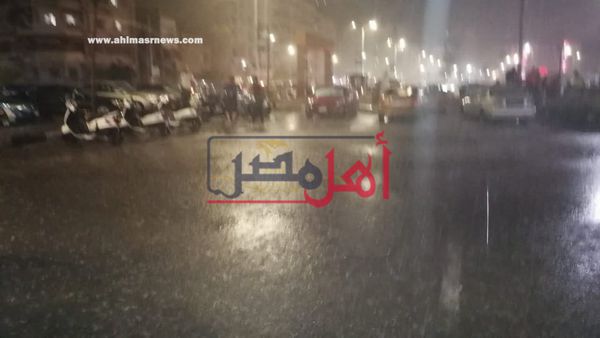 سقوط الامطار على مدينة بورسعيد