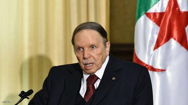 وفاة الرئيس الجزائري السابق