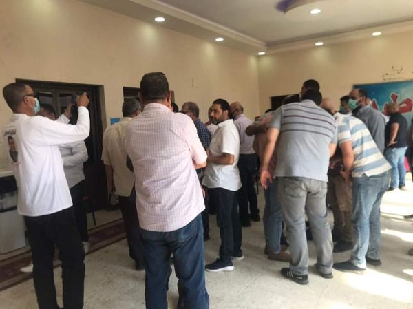 إقبال كثيف على انتخابات التجديد النصفى للنقابة الأطباء بكفر الشيخ