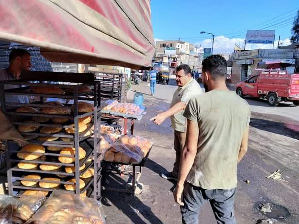 استمرار حملات الإشغالات اليومية بشوارع مدينة الحامول