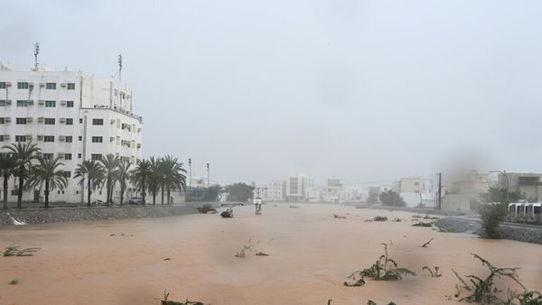 اعصار شاهين.jpg