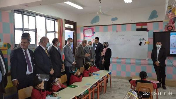 محافظ كفرالشيخ يتفقد المدرسة اليابانية ببيلا.. مؤكداً على اهتمام القيادة السياسية بهذه النوعية من المدارس 