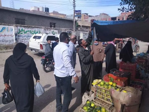 استمرار حملات إزالة الإشغالات اليومية بمدينة الحامول بكفر الشيخ 