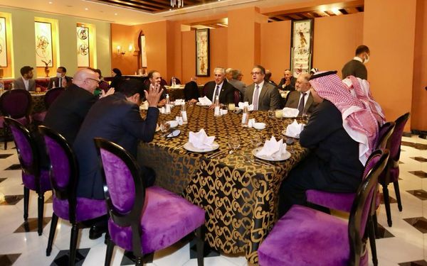  مأدبة عشاء لعدد من وزراء السياحة العرب وسفراء الدول
