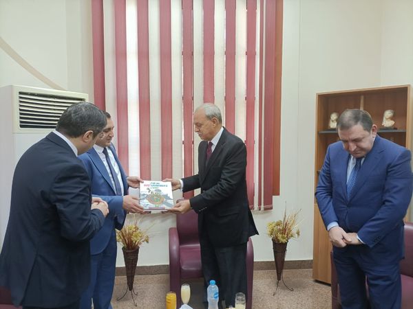 محافظ القليوبية وسفير أذربيجان 