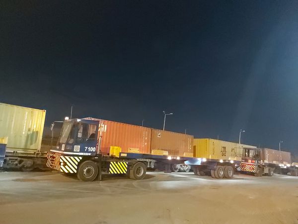 وصول ثالث رحلات قطار حاويات السخنة لبورسعيد