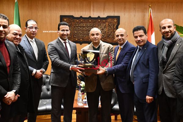 محافظ الفيوم يستقبل وفد الإتحاد المصري للتايكوندو