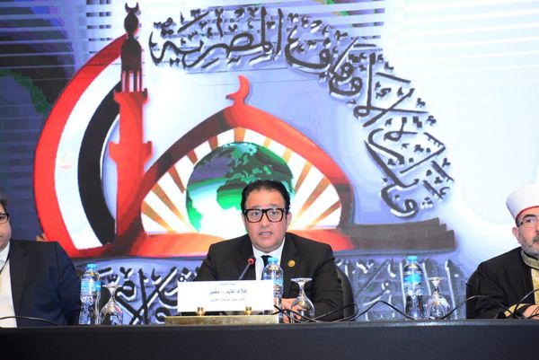 علاء عابد خلال المشاركة بالمؤتمر
