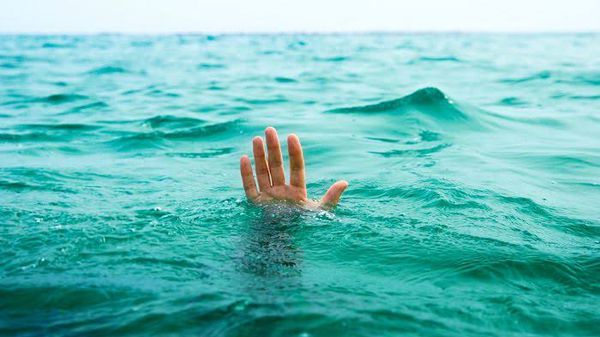 مصرع شخص غرقا فى شاطئ الأبيض العام بمطروح