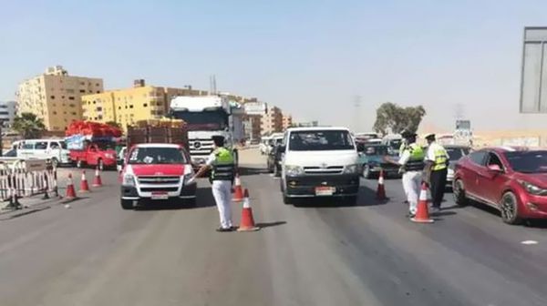 تحرير 72 مخالفة خط سير لسيارات الأجرة بمطروح 