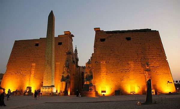 معالم القاهرة والأقصر 