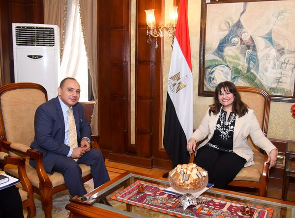 وزيرة الهجرة تستقبل سفير مصر في كينيا قبيل استلام مهام عمله 