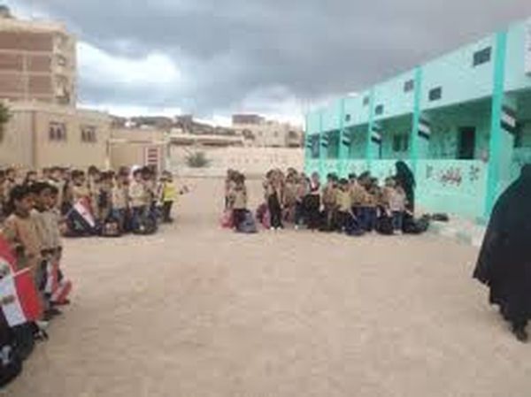 القصة الكاملة لاقتحام ولية أمر لمدرسة الشيخ عطيوه والاعتداء علي المعلمين بمطروح 