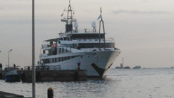 وصول السفينة  VARIETY VOYAGER ميناء بورسعيد السياحى 