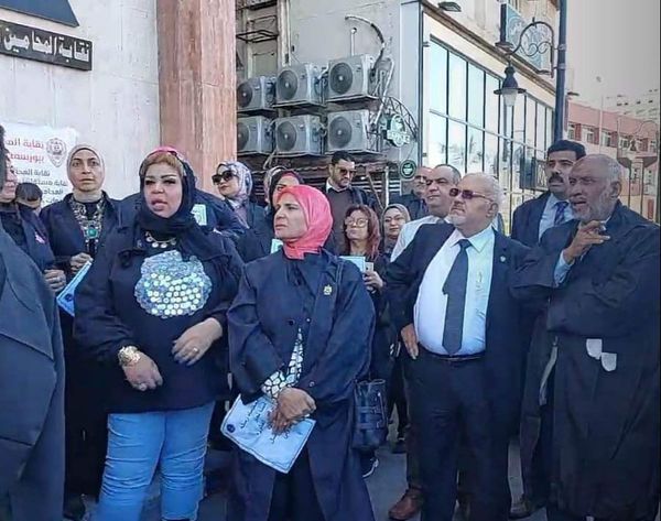 وقفة سلمية احتجاجية لمحامين بورسعيد 