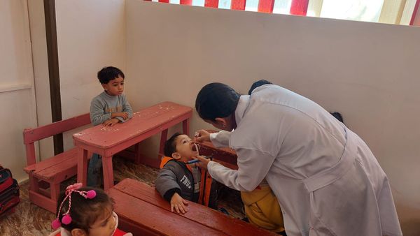 الحملة القومية للتطعيم ضد شلل الأطفال بالبحيرة 