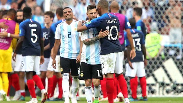 مباراة الأرجنتين وفرنسا 