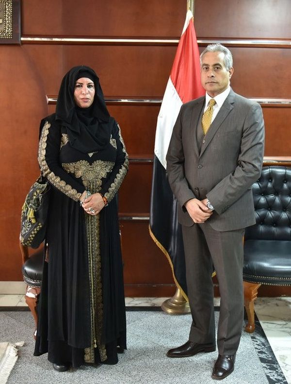 وزير القوى العاملة يلتقى القنصل العام المصرى الجديد بدولة الكويت 