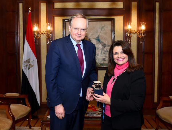 وزيرة الهجرة تستقبل سفير الاتحاد الأوروبي بالقاهرة لبحث سبل التعاون وتبادل الخبرات