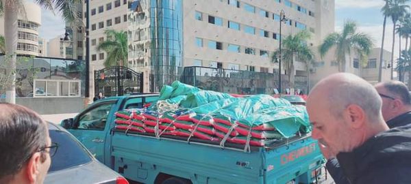 أرز المضارب على سيارات متنقلة ببورسعيد 
