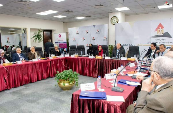 معلومات مجلس الوزراء يناقش تحديات «الأمن الغذائي» بحضور الخبراء