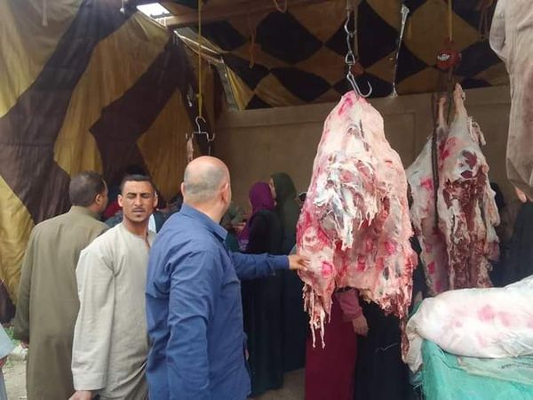 منفذ لبيع اللحوم بمعرض اهلا رمضان 