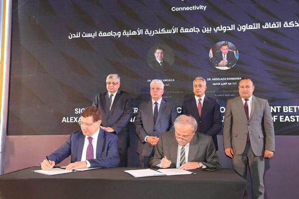 وزير التعليم العالي يشهد توقيع اتفاقية تعاون بين جامعة الإسكندرية الأهلية .. وجامعة 