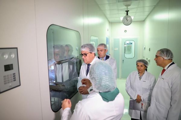 وزير الصحة خلال الإعلان عن تدشين أول خط إنتاج للقاحات «الكبدي بي والخماسي»