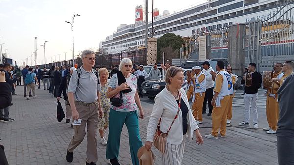 . استقبال ٦٢٨ بحار و ٨٣٢ راكب من جنسيات مختلفة بميناء بورسعيد  