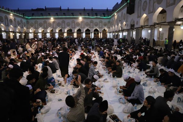 الإفطار الجماعي لأول يوم رمضان