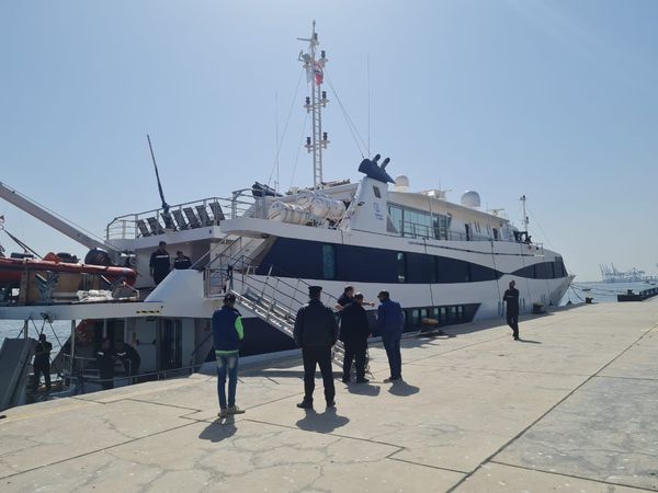 ميناء بورسعيد السياحى يستقبل اليخت  HARMONY V 