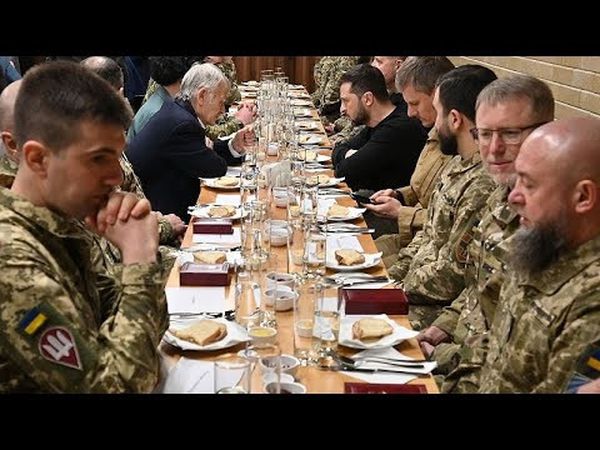  الرئيس الأوكراني ينظم مأدبة إفطار رمضاني