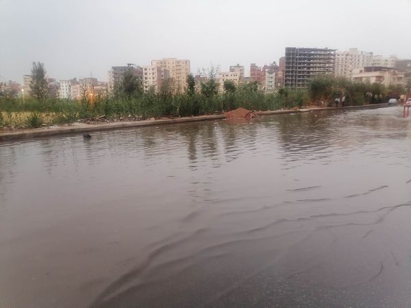 غرق شوارع محافظة البحيرة بالأمطار 