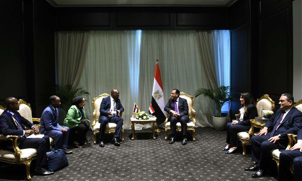 مدبولى يلتقى رئيس وزراء أفريقيا الوسطى