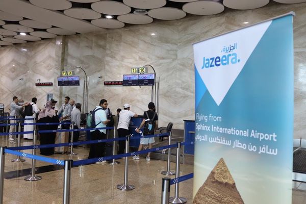 مطار سفنكس الدولى يستقبل أولى رحلات شركة طيران الجزيرة القادمة من الكويت
